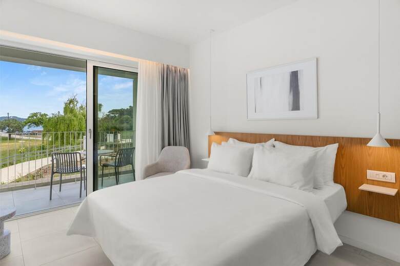 Hotel Radisson Resort Plaza Skiathos