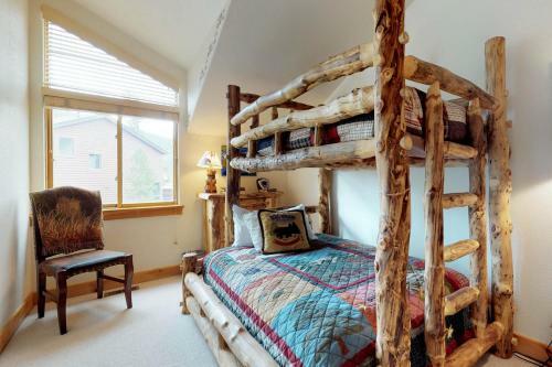 Water Dance Lakeside