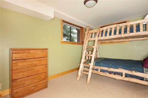 Apartamento Peak One 104 Condo