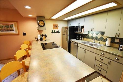 Cross Creek 308 (condo)