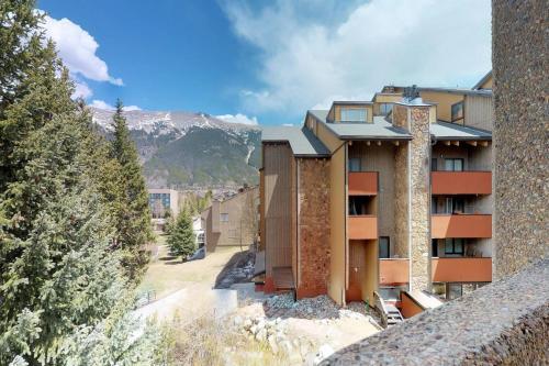 Apartamento Ten Mile Condos