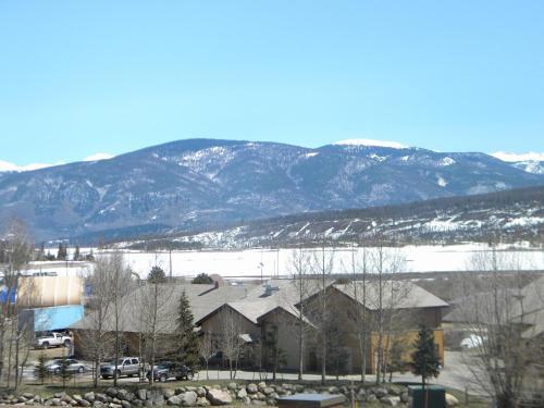 B202 Watertower Place Townhouse