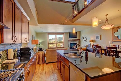 B202 Watertower Place Townhouse