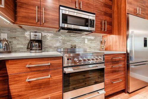 Four-bedroom Family Friendly House With Chef's Kitchen