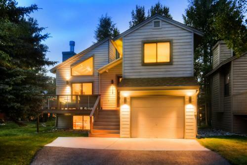 Four-bedroom Family Friendly House With Chef's Kitchen