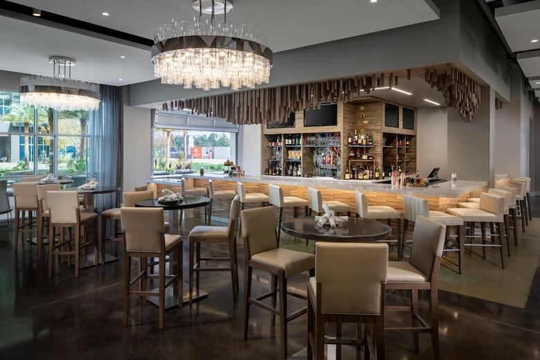 Hotel Indigo Gainesville-celebration Pointe