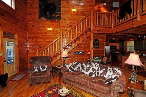 1713 Hemlock Ridge