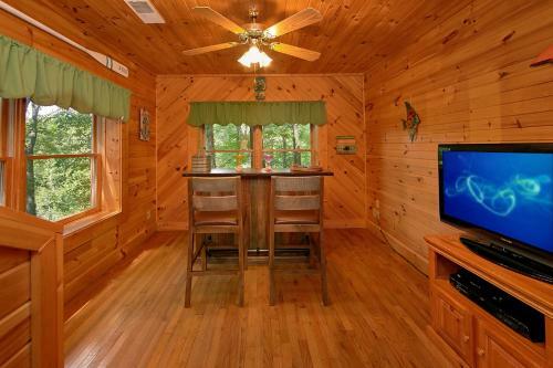 Suite Harmony #243 - Two Bedroom Cabin