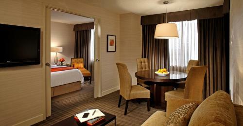 Hotel Cambridge Suites