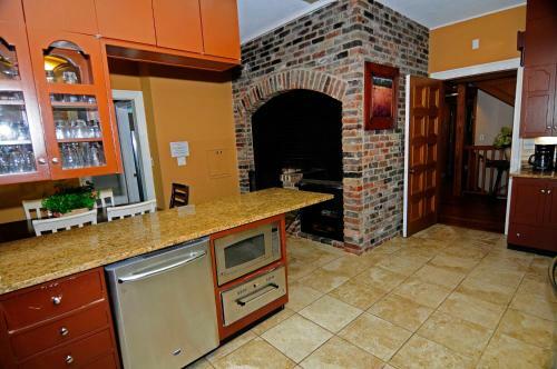 1163 The Breezeway