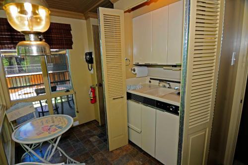 1163 The Breezeway