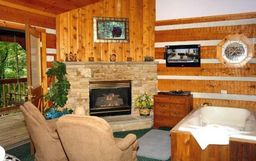 Puppy Love #1619 - One Bedroom Cabin