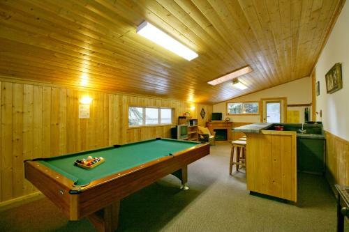 Two Bedroom Cabin - 23sl