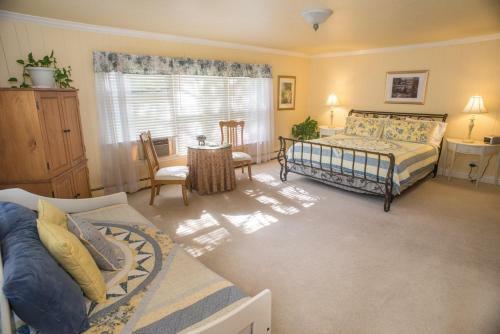 Willow Pond Bed And Breakfast