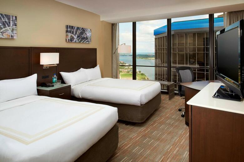 Hotel Detroit Marriott At The Renaissance Center