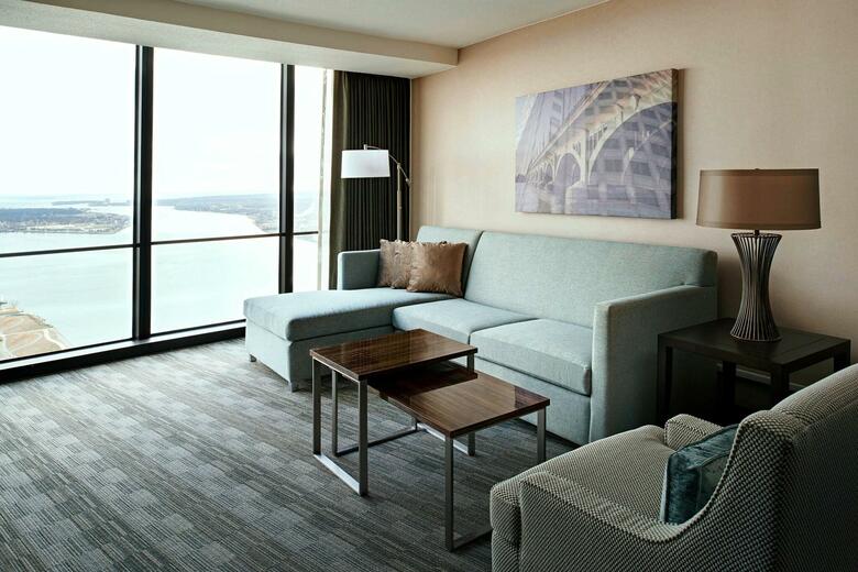 Hotel Detroit Marriott At The Renaissance Center