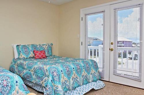 Bonhomme Richard West Holiday Home