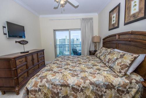 Crystal Tower 701 Apartment