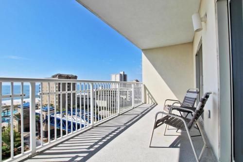 Crystal Tower 701 Apartment