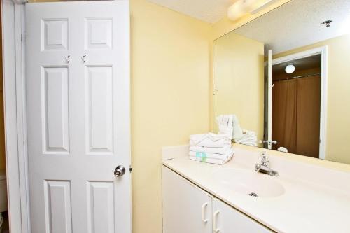 Tradewinds 901 Apartment