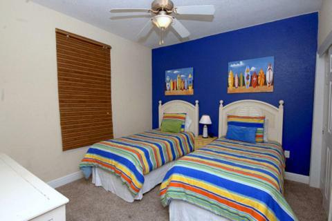 Crystal Shores West 207 Apartment