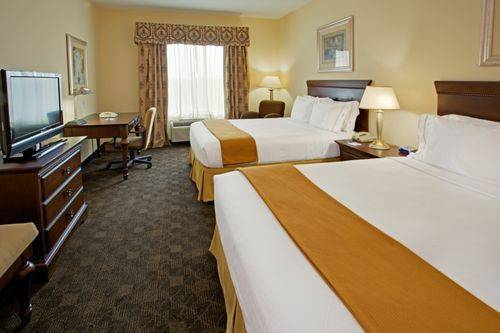 Holiday Inn Express Hotel & Suites Pearland