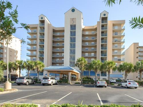 Apartamento 969 West Beach Blvd Condo Unit 1203