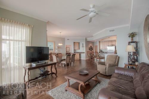 Legacy I 1305 Penthouse - Three Bedroom Apartment