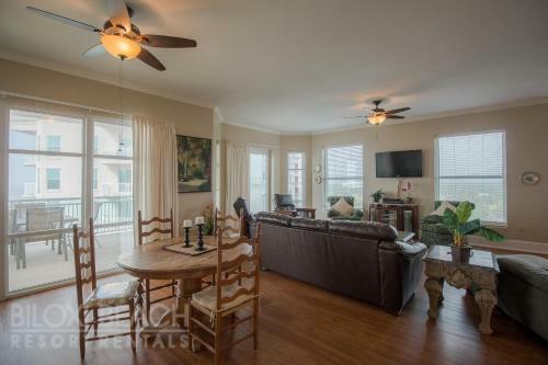 Legacy I 1306 Penthouse - Three Bedroom Apartment