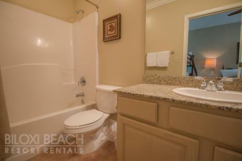 Legacy I 1306 Penthouse - Three Bedroom Apartment