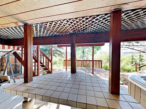 1634 Cedarbark Lane Cabin
