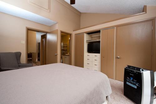 Pine Acres - Unit 112