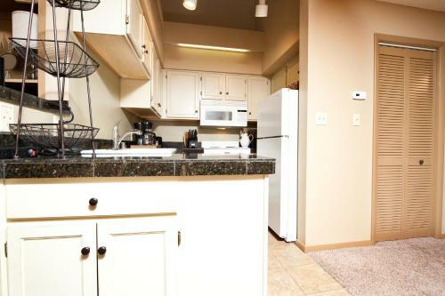 Pine Acres - Unit 112