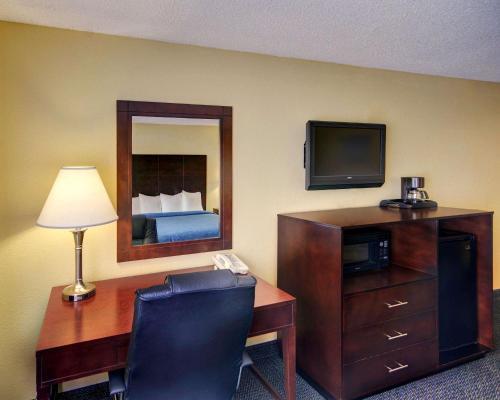 Hotel Quality Inn And Suites Grand Prairie