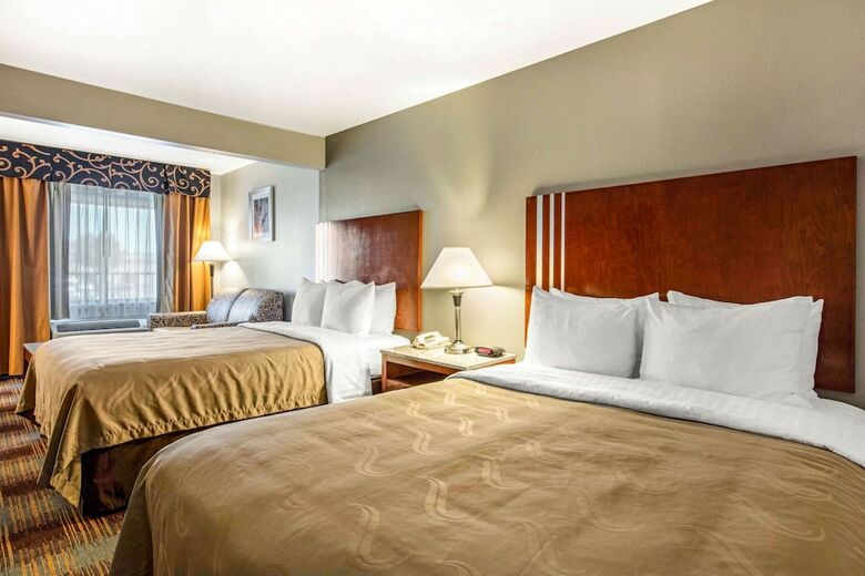 Hotel Quality Inn Airport I-240