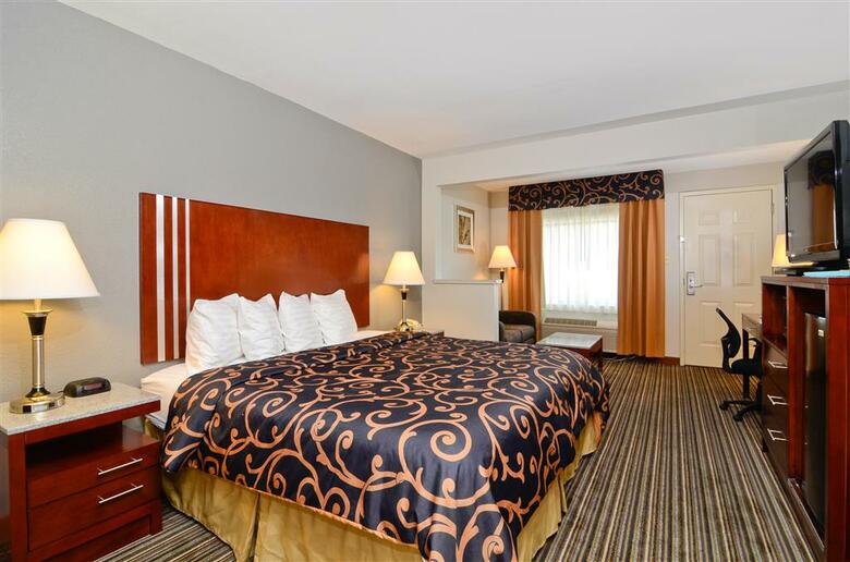 Hotel Quality Inn Airport I-240