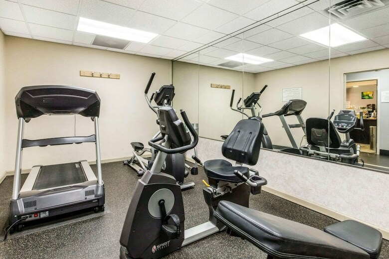 Hotel Quality Inn Airport I-240