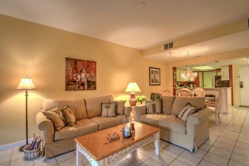 7148 Harbourside II Villa