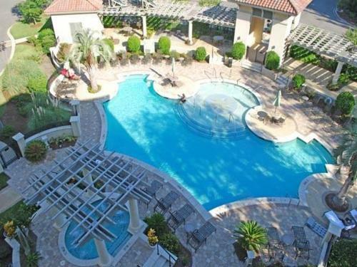 407 Main Sail Villa