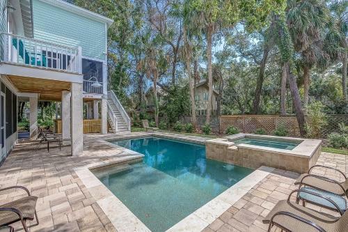 3b Hickory Lane