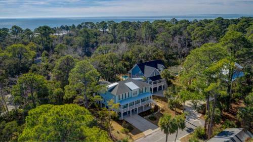 3b Hickory Lane