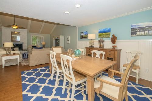 6 Cannon Row Home