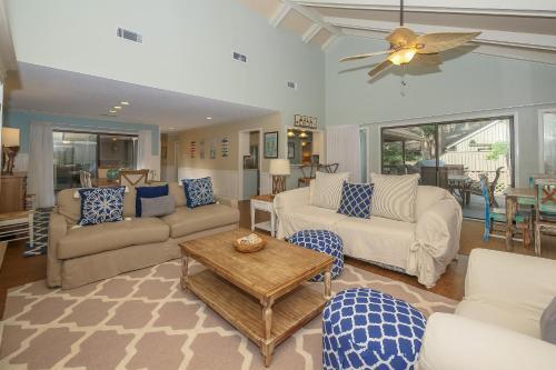 6 Cannon Row Home