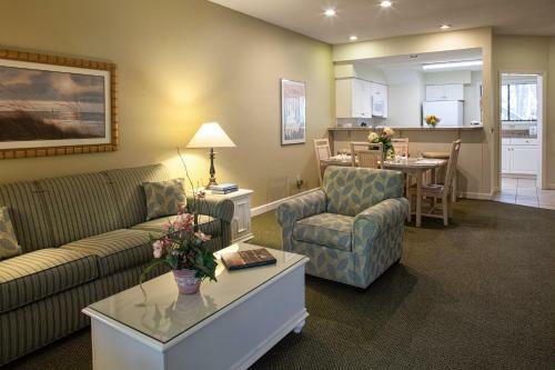 Hotel Carolina Club By Spinnaker Resorts