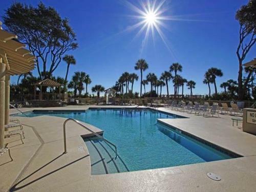 6205 Hampton Place Villa