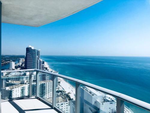Apartamento Hide Beach Residences