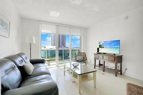 Apartamento 2 Bedrooms 2 Full Bathrooms Apt. On The Beach