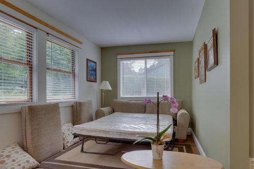 Bonita Cottage On Sherman