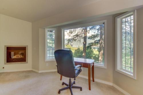 Mitchell Point Retreat