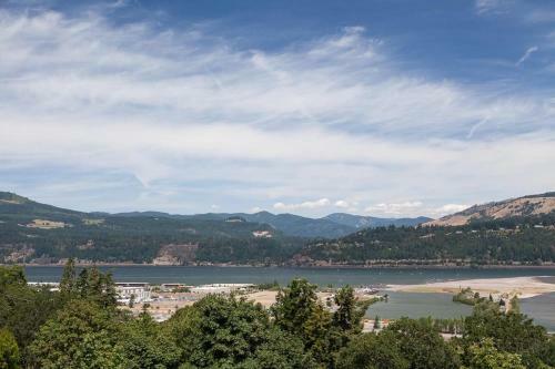 Raven’s Vw-river Vw-ac-3br/2.5b